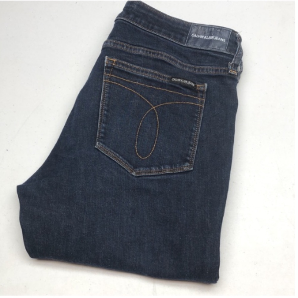 LIKE NEW CALVIN KLEIN HI-RISE SKINNY JEANS 29x30 ⭐️